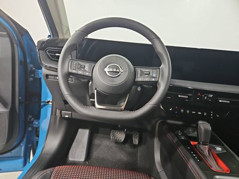 New 2026 Nissan Kicks SR AWD/4WD image 13