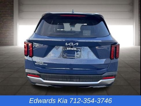 New 2025 Kia Sorento EX w/ Panoramic Sunroof Package image 7