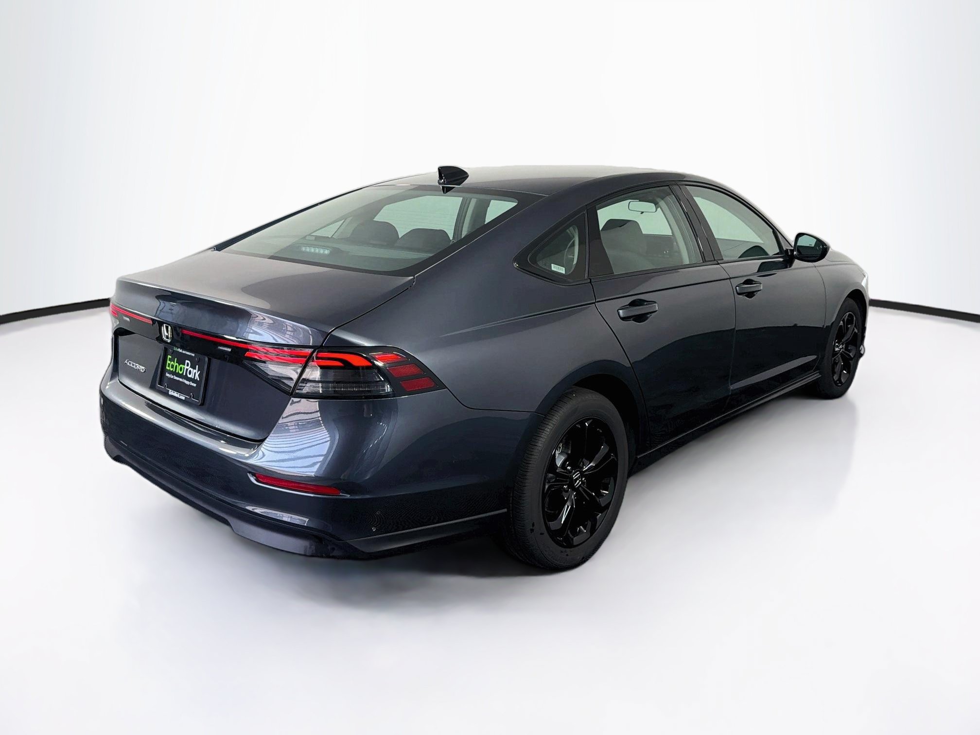 Used 2025 Honda Accord SE image 9