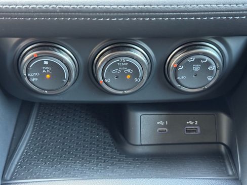 Used 2026 Nissan Z Performance w/ Floor Mat Package RWD image 32