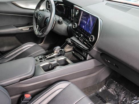 Used 2022 Lexus NX 350 F Sport image 17