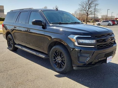 Used 2022 Ford Expedition Max XLT image 6