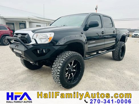 Used 2015 Toyota Tacoma 4x4 Double Cab image 1