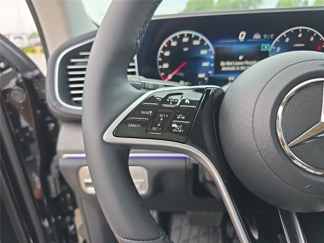 New 2026 Mercedes-Benz GLS 450 4MATIC image 33