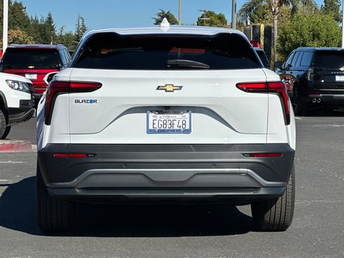 Used 2026 Chevrolet Blazer EV LT image 6