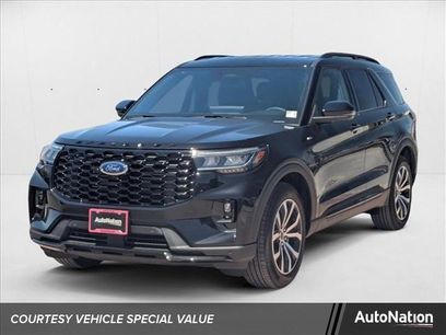 New 2025 Ford Explorer ST-Line w/ Premium Package