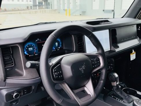 New 2025 Ford Bronco Big Bend image 11