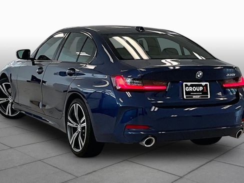 Used 2023 BMW 330i Sedan w/ Premium Package RWD image 11