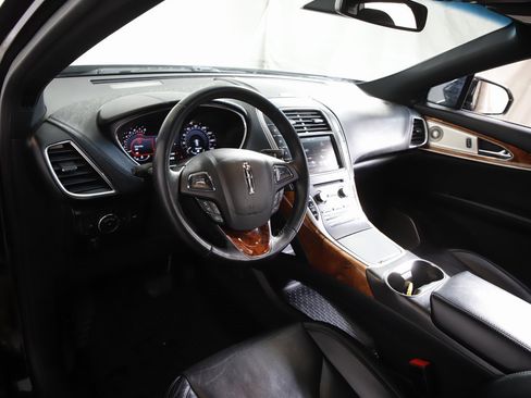 Used 2016 Lincoln MKX Reserve w/ Luxury Package image 11