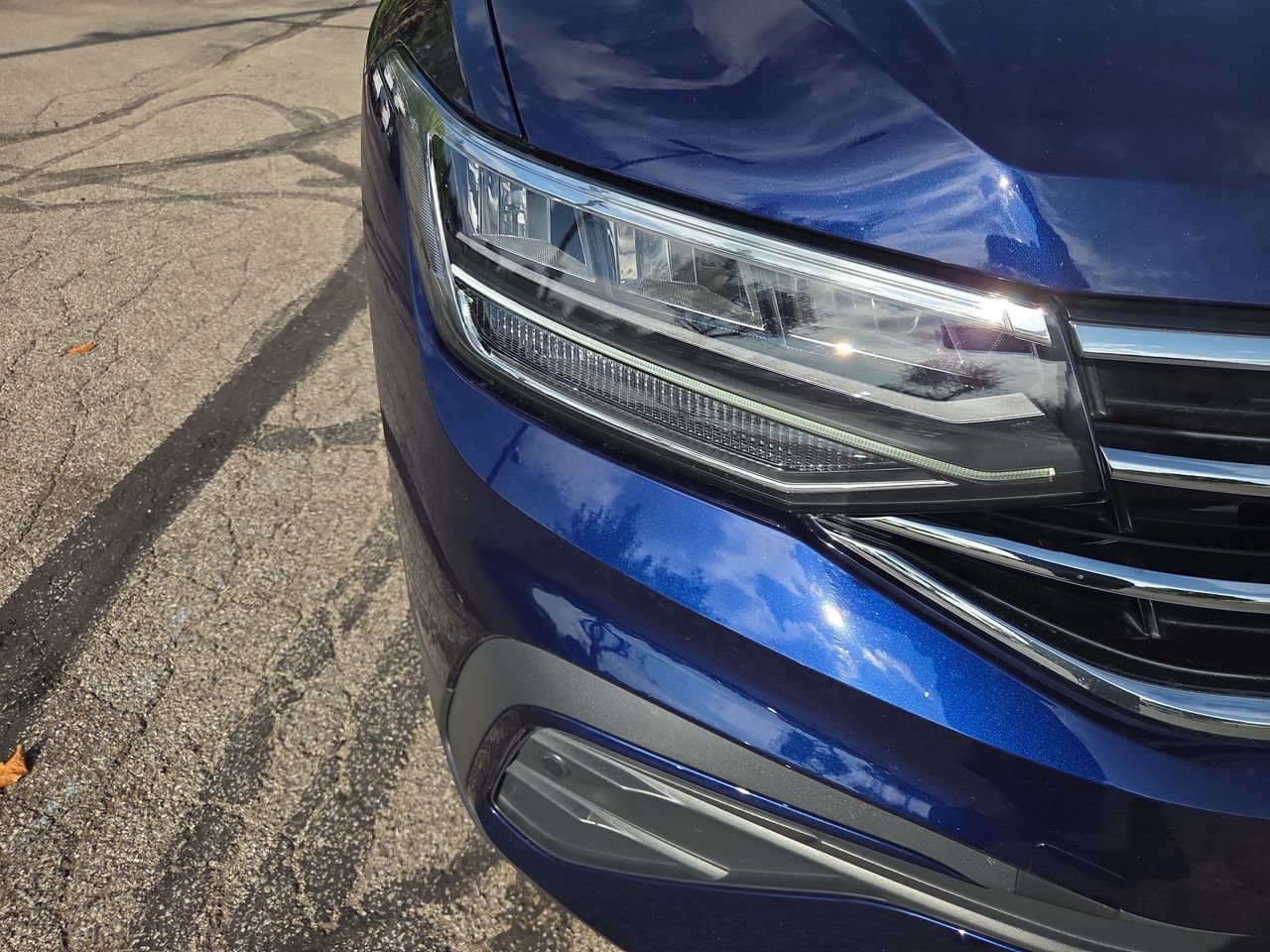 Used 2023 Volkswagen Tiguan SE FWD image 10