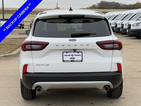 Used 2025 Ford Escape Active image 7