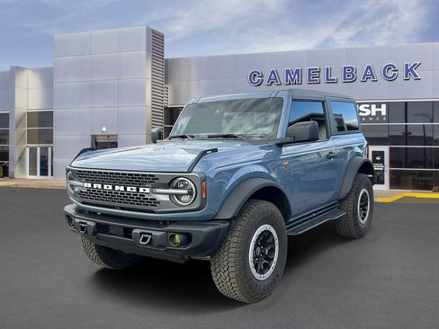 Used 2025 Ford Bronco Badlands w/ Sasquatch Package AWD/4WD image 13