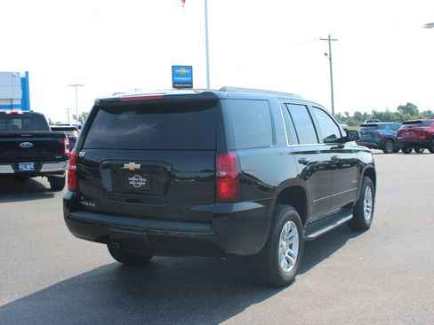 Used 2019 Chevrolet Tahoe LS RWD image 9