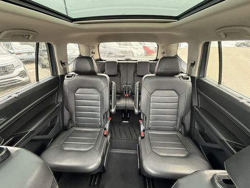 Used 2019 Volkswagen Atlas SEL Premium image 20