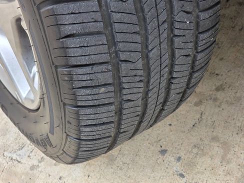 Used 2018 Subaru Forester 2.5i Touring w/ Popular Package #3B image 43