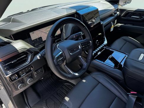 New 2026 GMC Yukon Denali w/ Denali Reserve Package AWD/4WD image 25