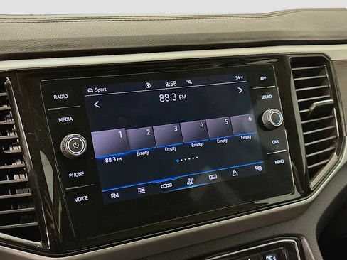 Used 2022 Volkswagen Atlas SE image 21