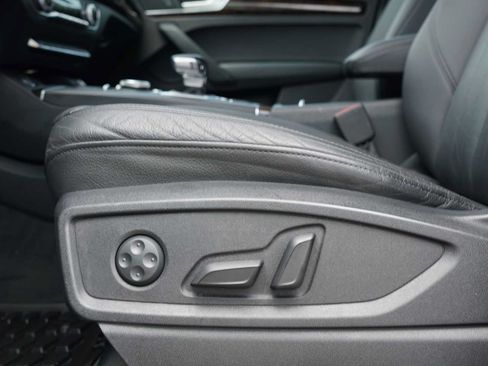 Used 2018 Audi Q5 2.0T Premium AWD/4WD image 19