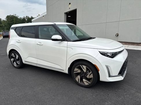 Used 2025 Kia Soul GT-Line FWD image 3
