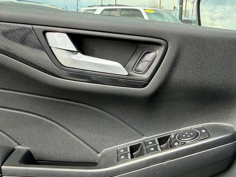 Used 2023 Ford Escape ST-Line w/ Tech Pack #1 AWD/4WD image 18
