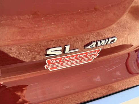 Used 2022 Nissan Pathfinder SL w/ SL Black Package AWD/4WD image 5