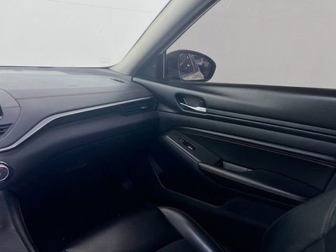 Used 2021 Nissan Altima 2.5 SR image 19