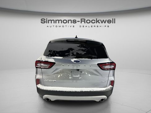 Used 2023 Ford Escape Active w/ Tech Pack #2 image 5