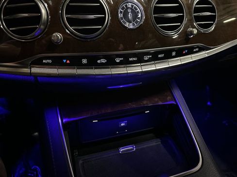 Used 2014 Mercedes-Benz S 550 Sedan w/ Premium 1 Package image 43