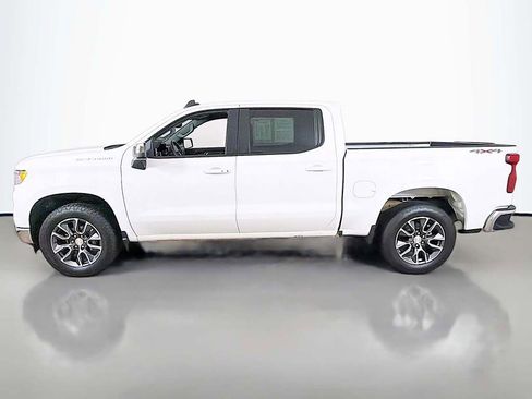 Used 2022 Chevrolet Silverado 1500 LT image 11