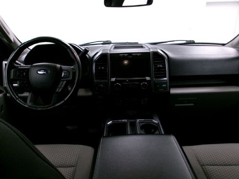 Used 2018 Ford F150 XLT w/ Equipment Group 302A Luxury image 8