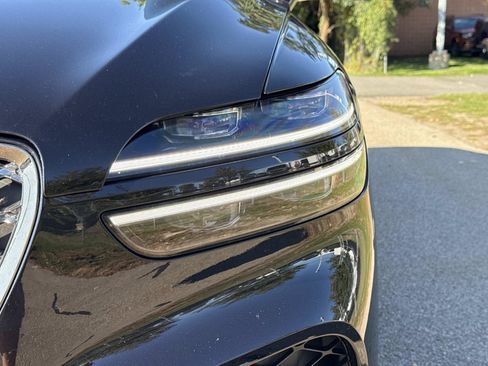 Used 2024 Genesis GV70 3.5T Sport image 10