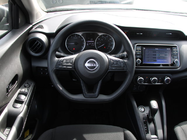 Certified 2025 Nissan Kicks Play S FWD image 15