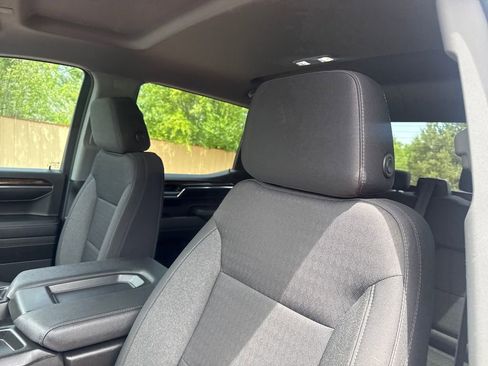 Used 2024 GMC Sierra 1500 Elevation AWD/4WD image 12