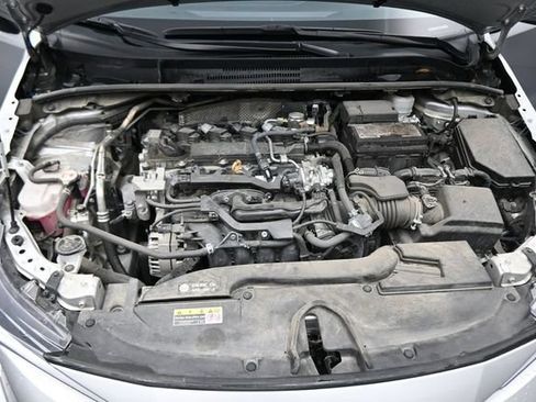 Used 2025 Toyota Corolla LE FWD image 12