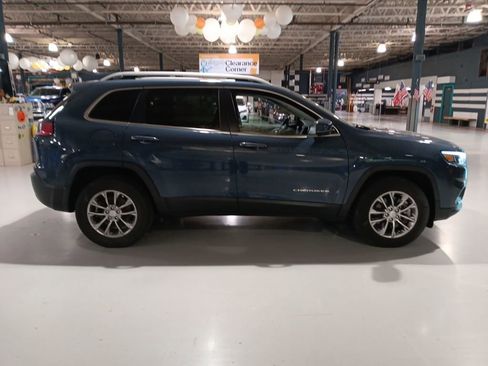 Used 2021 Jeep Cherokee Latitude Lux AWD/4WD image 5