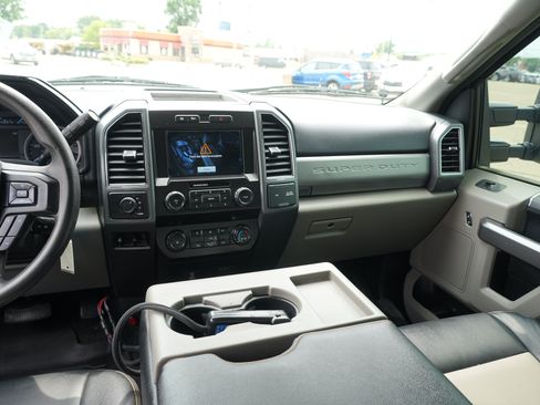 Used 2021 Ford F250 XLT AWD/4WD image 20
