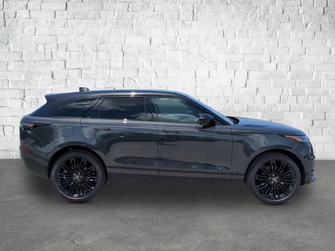 New 2026 Land Rover Range Rover Velar Dynamic SE image 7