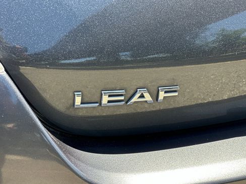 Used 2013 Nissan Leaf SV w/ LED & Quick Charge Pkg FWD image 26