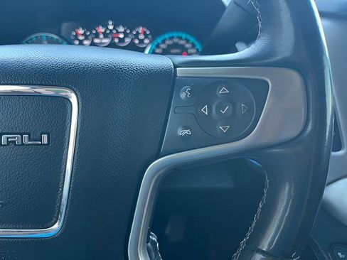 Used 2020 GMC Yukon Denali w/ Denali Ultimate Package AWD/4WD image 19
