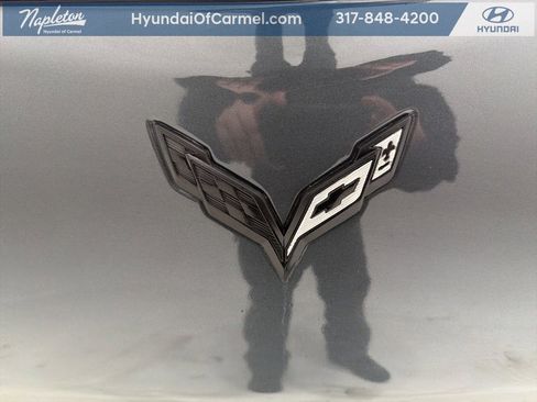 Used 2017 Chevrolet Corvette Stingray Coupe w/ 1LT image 27