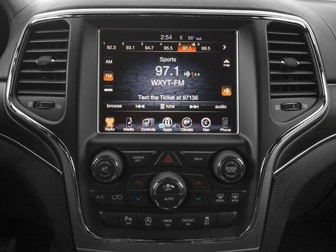 Certified 2017 Jeep Grand Cherokee Overland w/ Jeep Active Safety Group AWD/4WD image 10