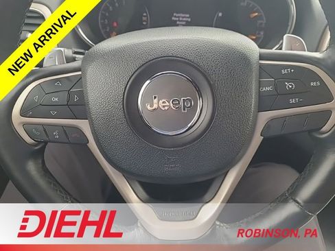 Used 2016 Jeep Grand Cherokee Limited 75th Anniversary AWD/4WD image 11