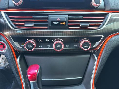 Used 2018 Honda Accord Sport image 24