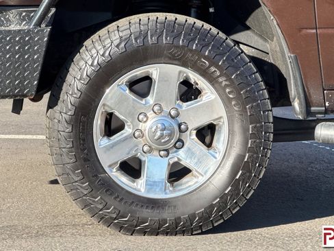 Used 2014 RAM 2500 SLT image 30