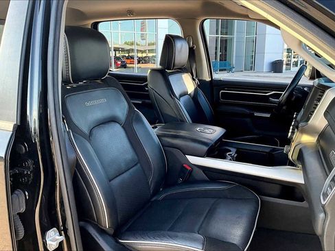 Used 2022 RAM 1500 Laramie image 17