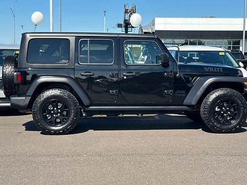 Used 2020 Jeep Wrangler Unlimited Sport AWD/4WD image 3