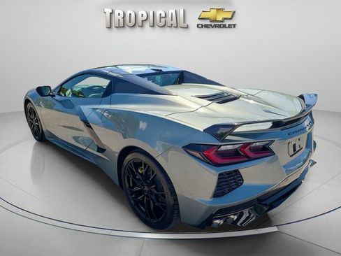 Used 2023 Chevrolet Corvette Stingray Convertible w/ Z51 Performance Package RWD image 3