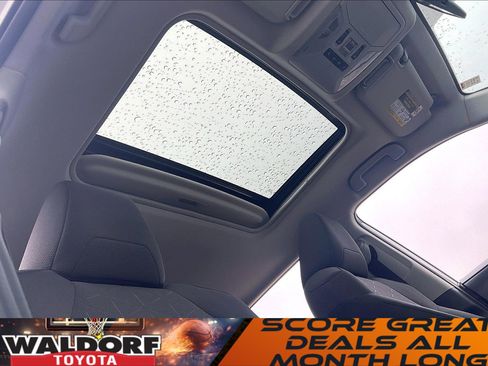 Used 2019 Toyota RAV4 XLE w/ Carpet Mat Package image 27