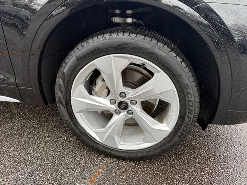 Certified 2025 Audi Q5 2.0T Premium Plus w/ Premium Plus Package image 25