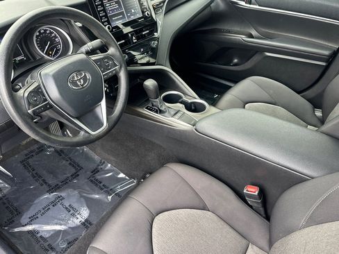 Certified 2022 Toyota Camry LE FWD image 10
